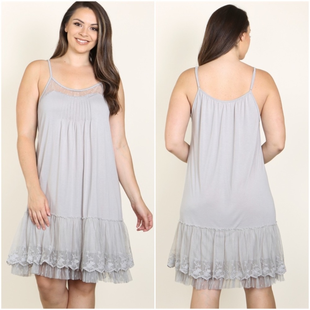 GRAY SPAGHETTI STRAPS FLORAL LACE HEM